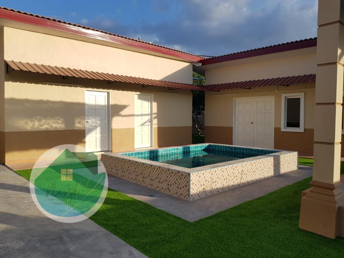 Swimming Pool With 5 Bedroom House Full Ac Near Stadium Hang Jebat Malacca Exterior photo